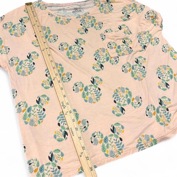 Disney Womens 2 Piece Short Sleeve Shirt & Capri Pajama Set Size Medium - Picture 8 of 8